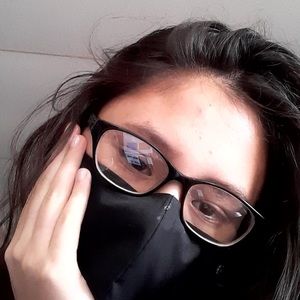 Meet your Posher, Mia